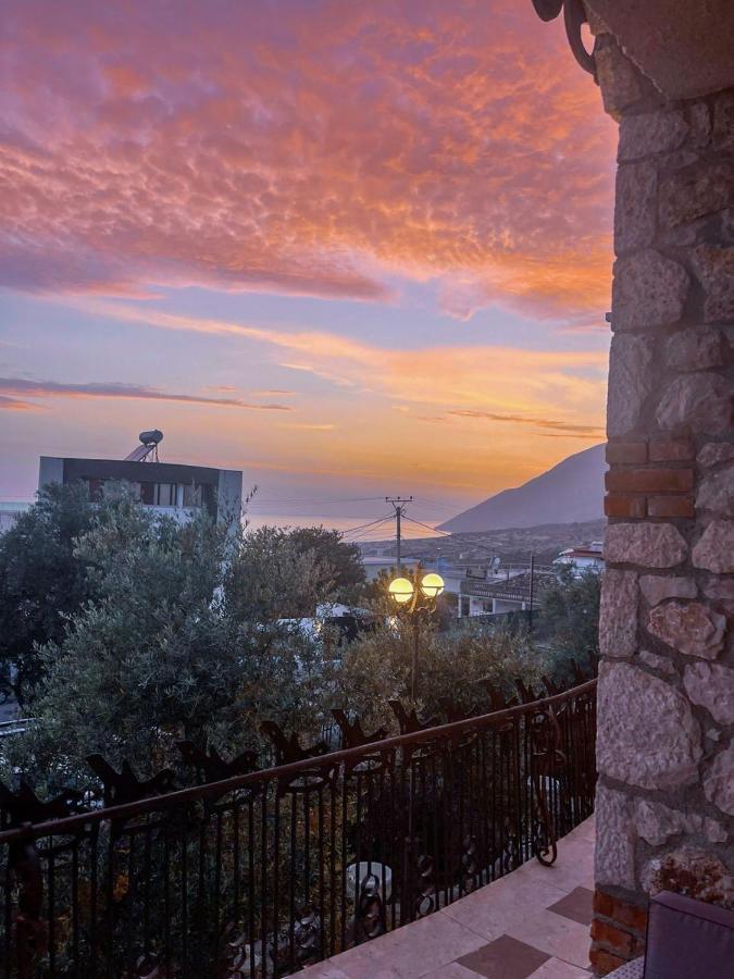 Hotel Solomon&Sons Dhërmi Exterior foto